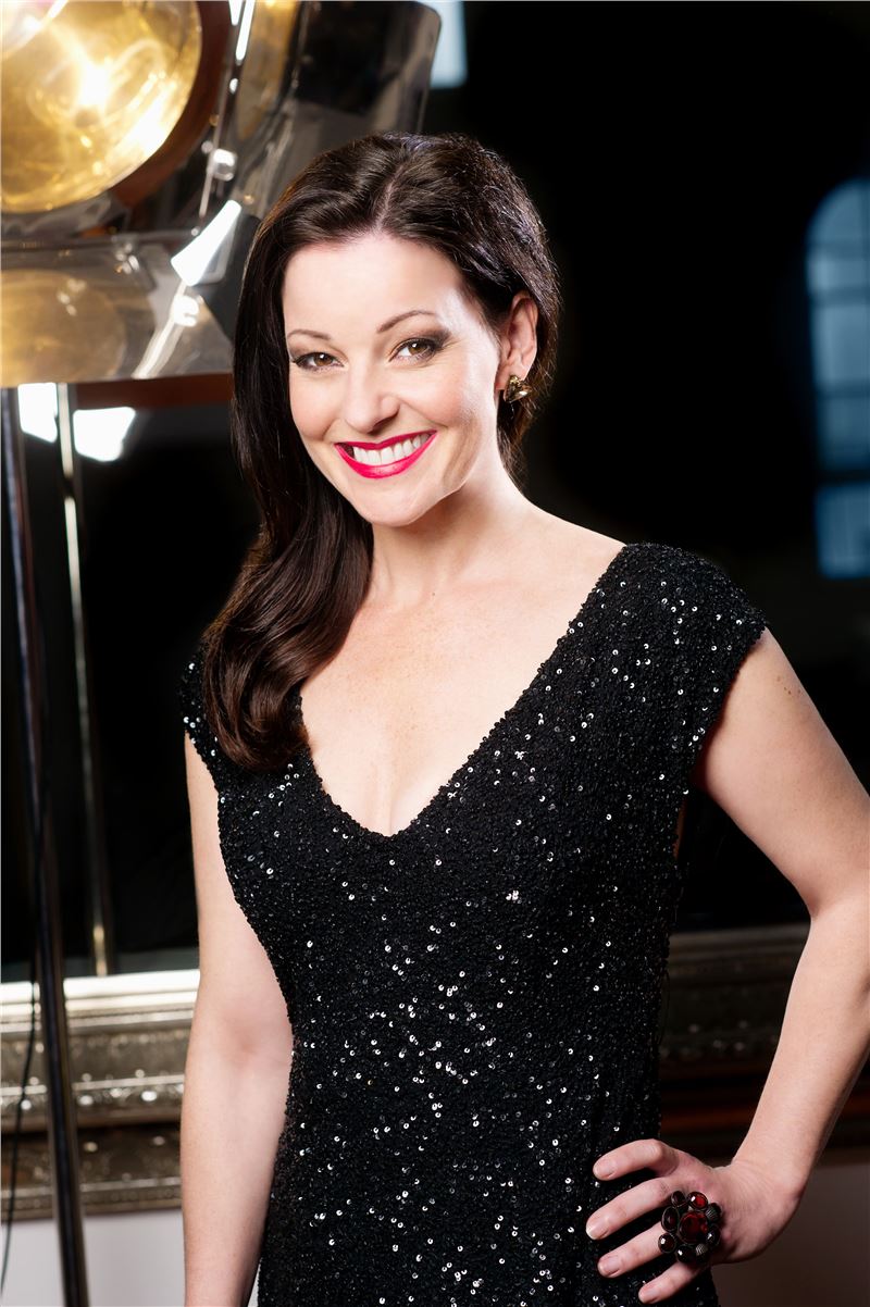 Ruthie Henshall: Live & Intimate