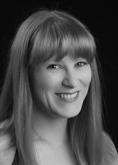 Anne Mewburn-Gray