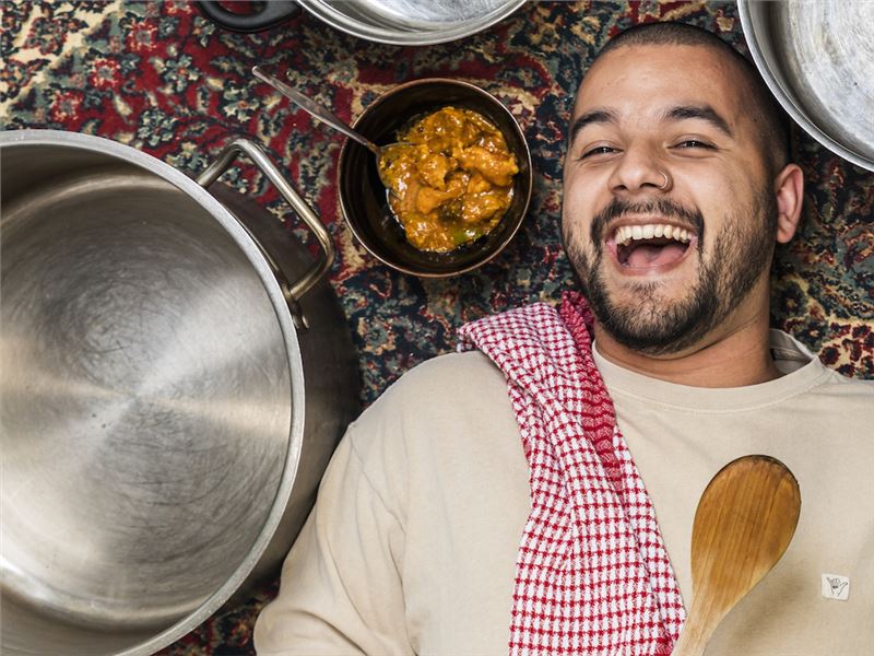 A Place in the Sultans Kitchen (or How to Make the Perfect One-Pot Chicken Curry)