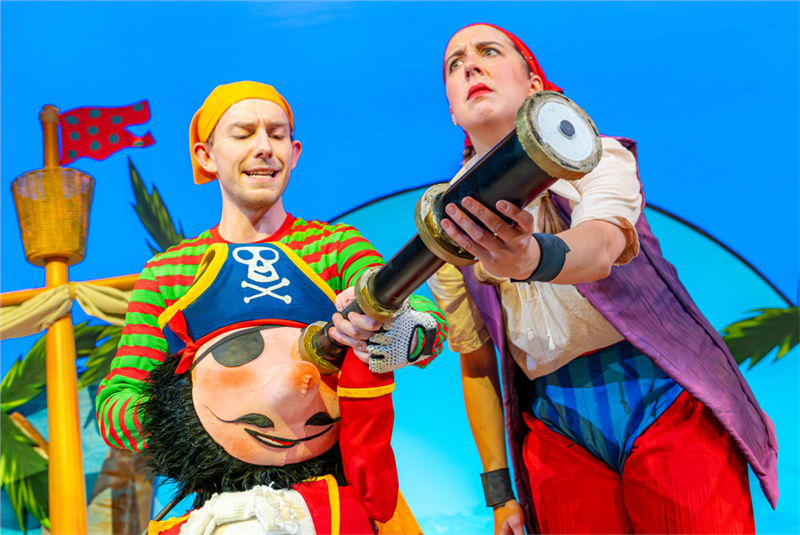 Pirates Love Underpants